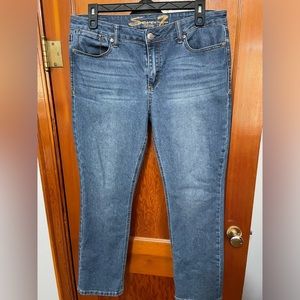 Seven7 slim straight jeans